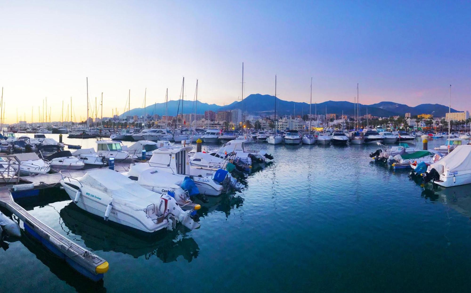 Benal Beach Suite Ii, Estudio Con Parque Acuatico Y Vistas Al Mar. بينالماذينا المظهر الخارجي الصورة