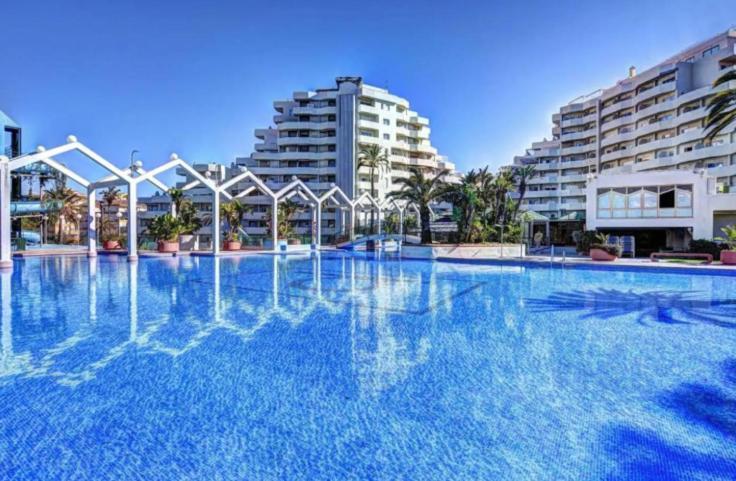 Benal Beach Suite Ii, Estudio Con Parque Acuatico Y Vistas Al Mar. بينالماذينا المظهر الخارجي الصورة