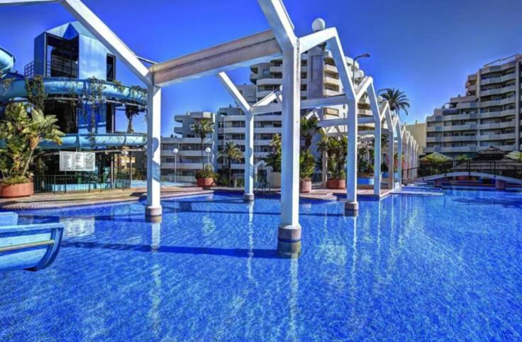Benal Beach Suite Ii, Estudio Con Parque Acuatico Y Vistas Al Mar. بينالماذينا المظهر الخارجي الصورة
