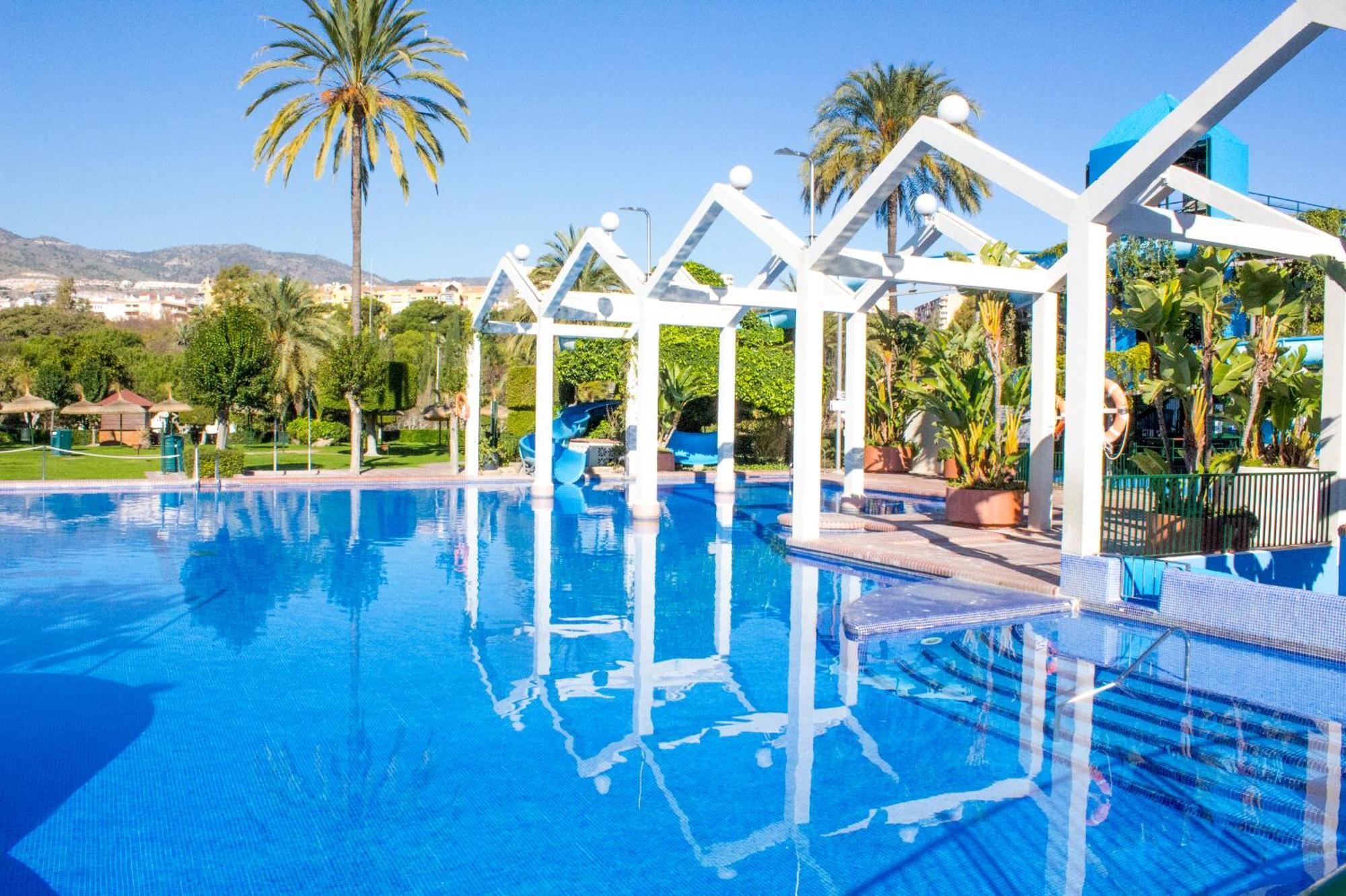 Benal Beach Suite Ii, Estudio Con Parque Acuatico Y Vistas Al Mar. بينالماذينا المظهر الخارجي الصورة