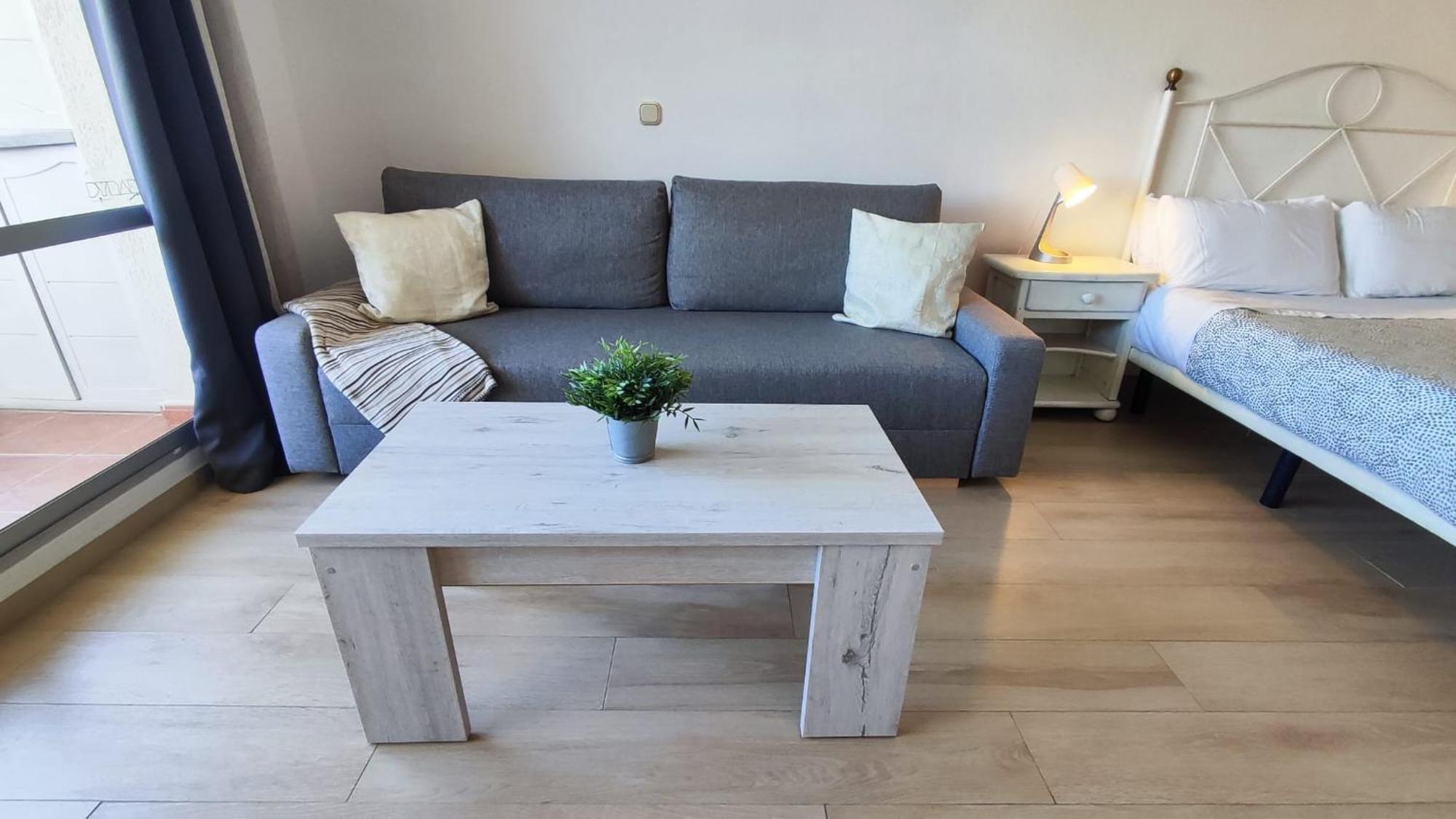 Benal Beach Suite Ii, Estudio Con Parque Acuatico Y Vistas Al Mar. بينالماذينا المظهر الخارجي الصورة